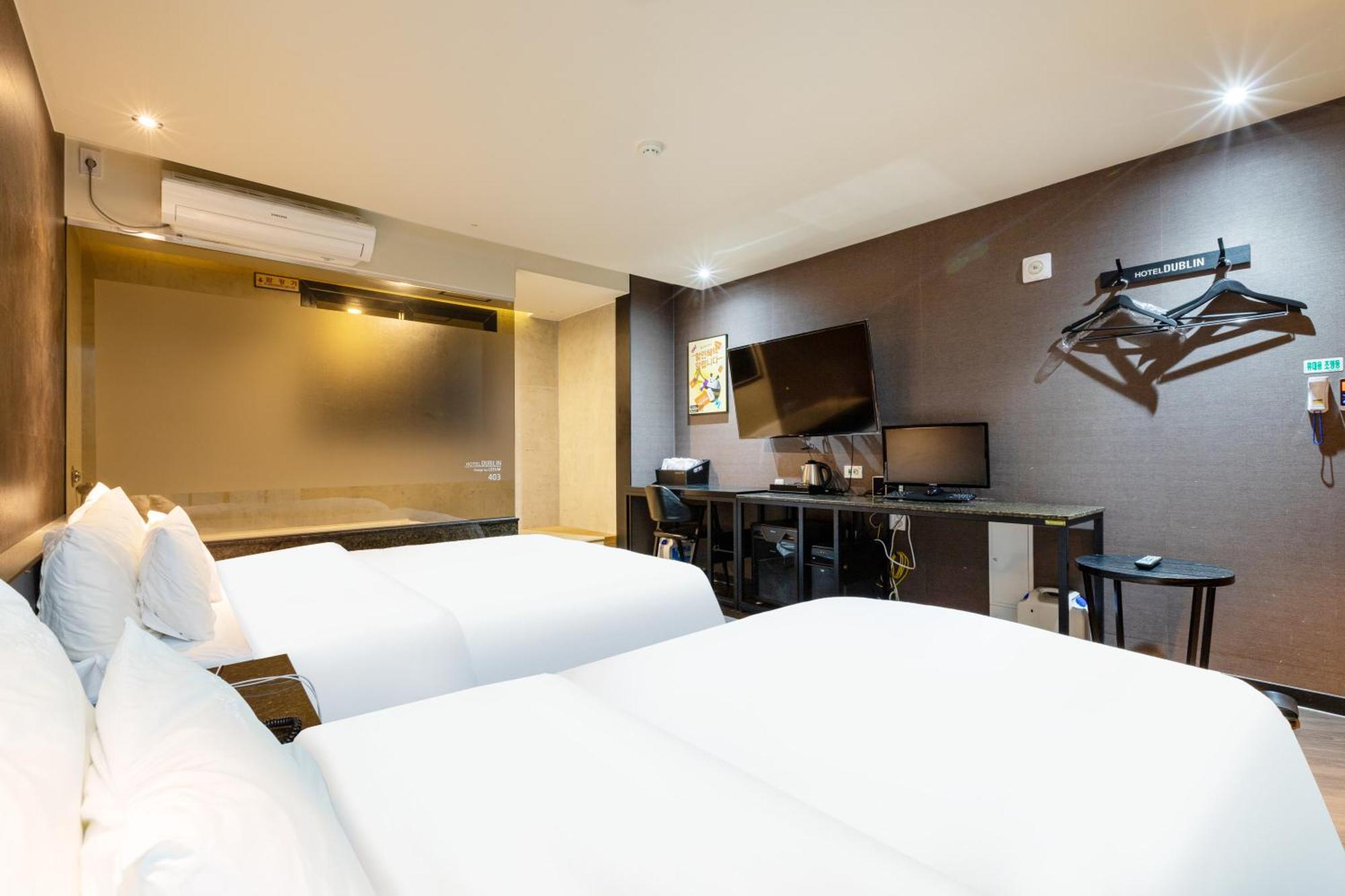 Dublin Hotel Busan Buitenkant foto