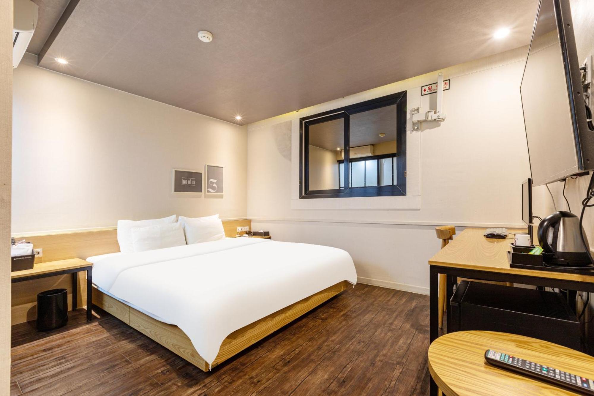 Dublin Hotel Busan Buitenkant foto