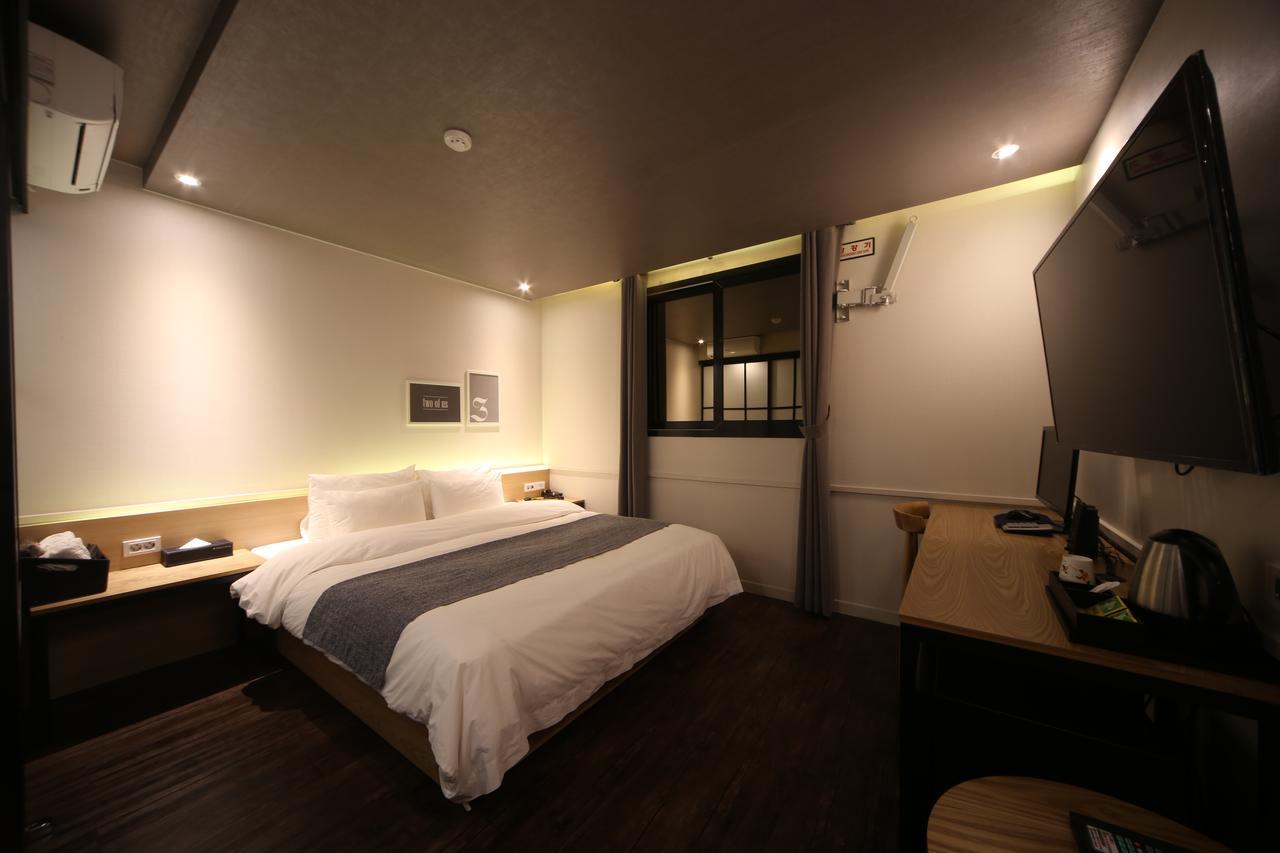 Dublin Hotel Busan Buitenkant foto